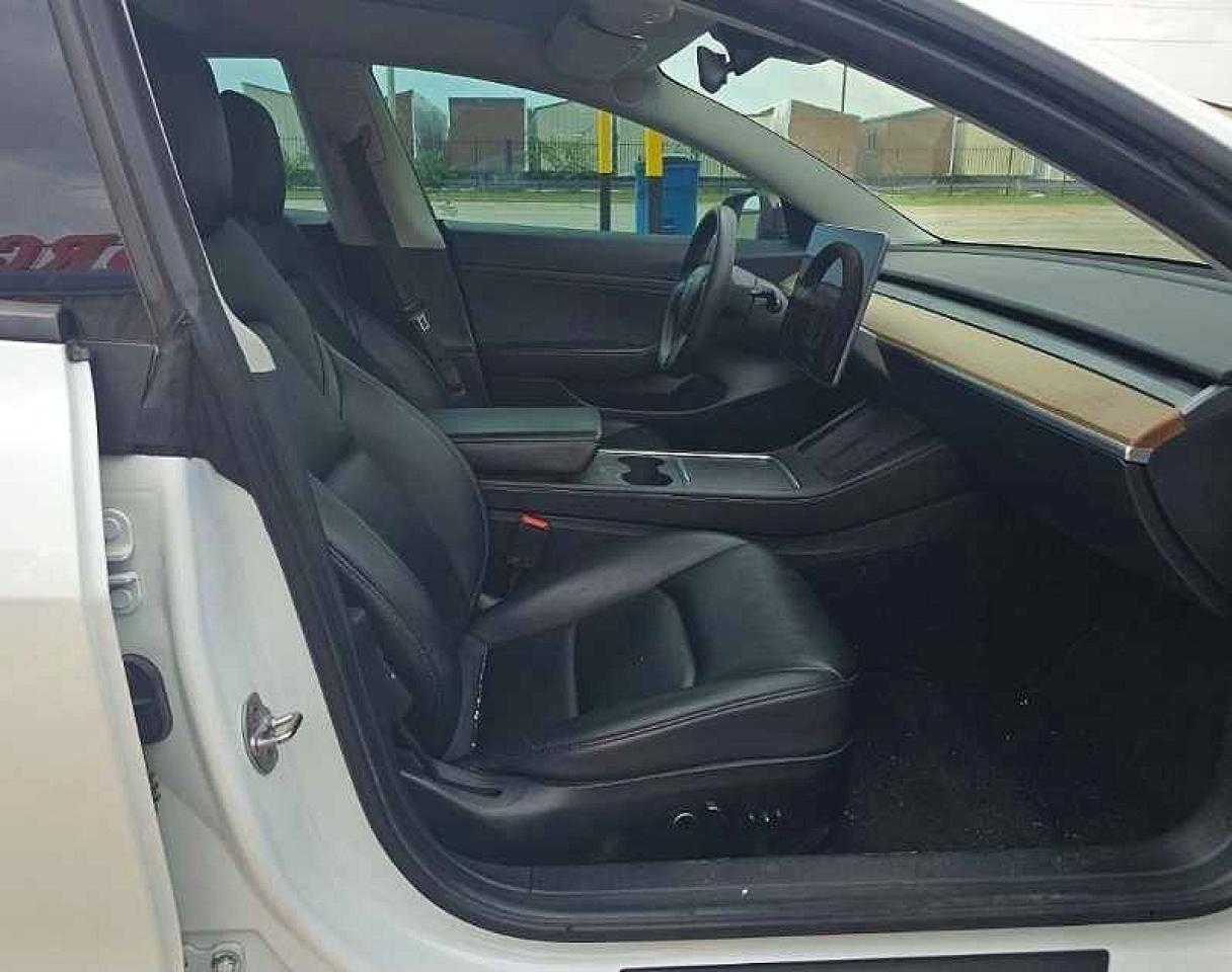 2021 Tesla Model 3 - Image 5