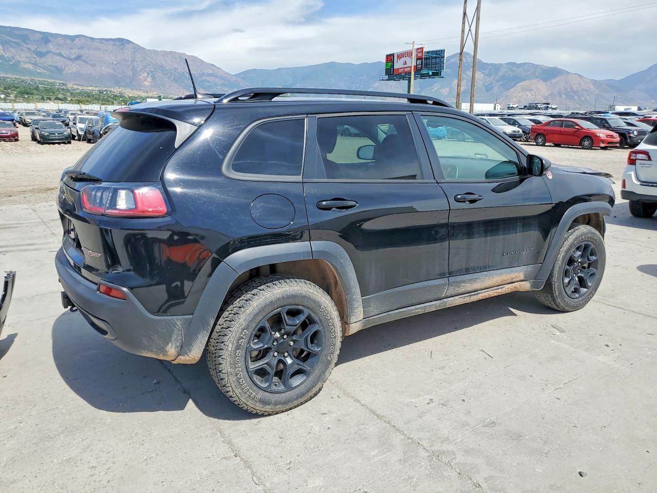 2022 Jeep Cherokee Trailhawk - Фото 3