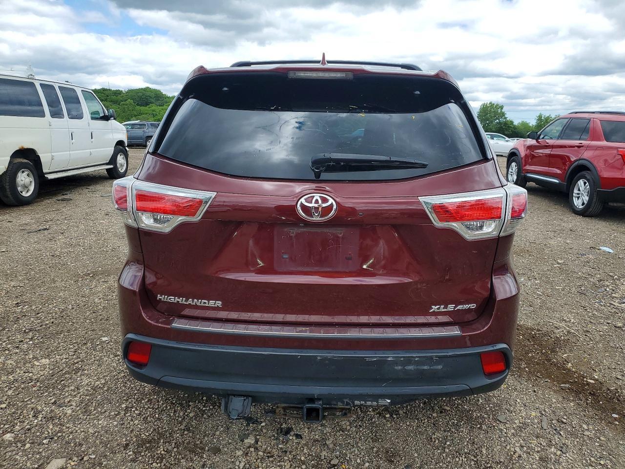 2015 Toyota Highlander Xle - Image 6