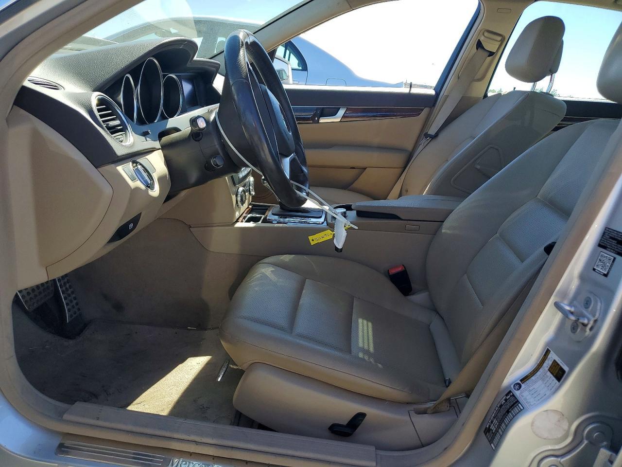 2014 Mercedes-Benz C 250 - Фото 7