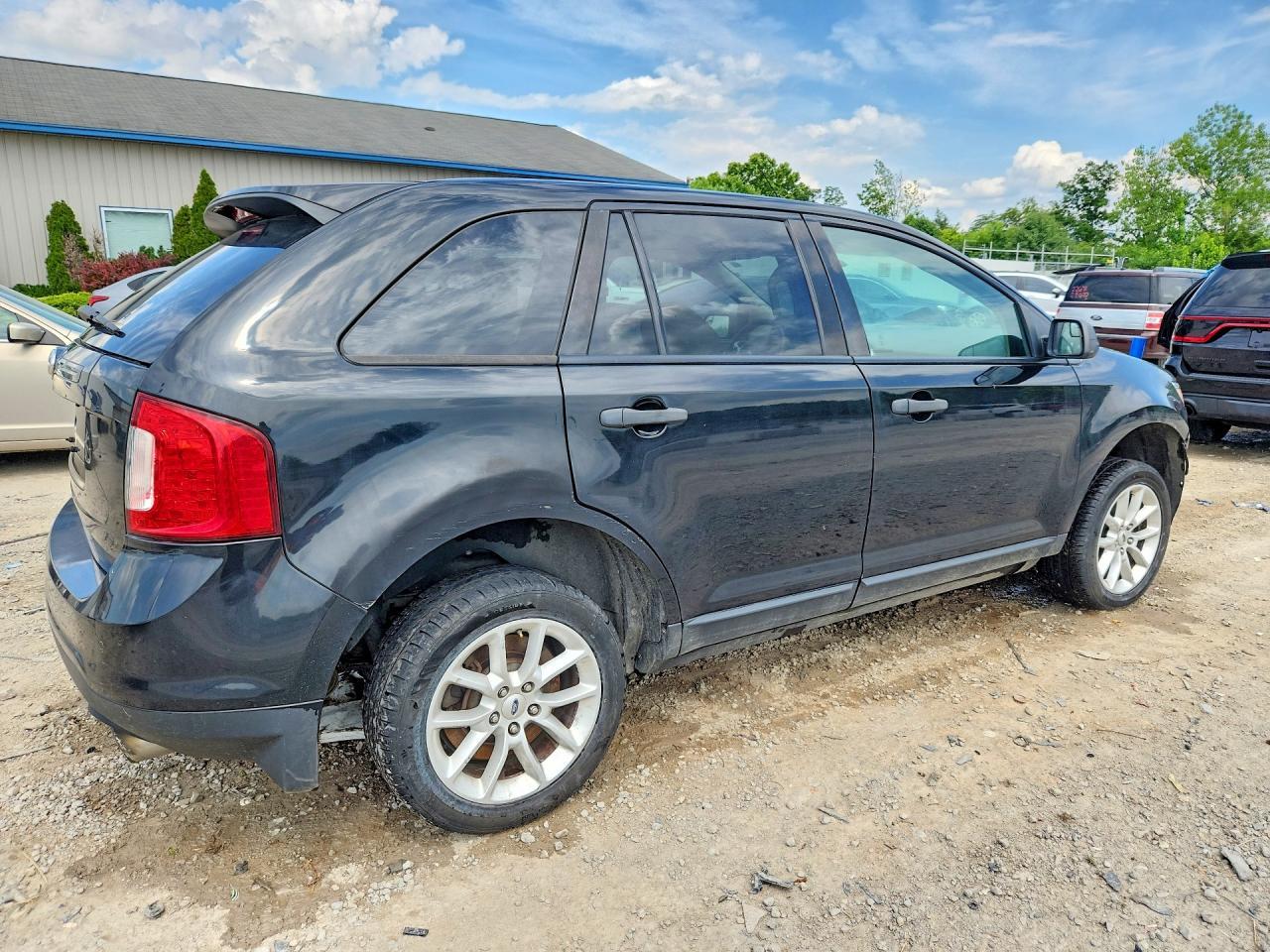 2014 Ford Edge Se - Image 3