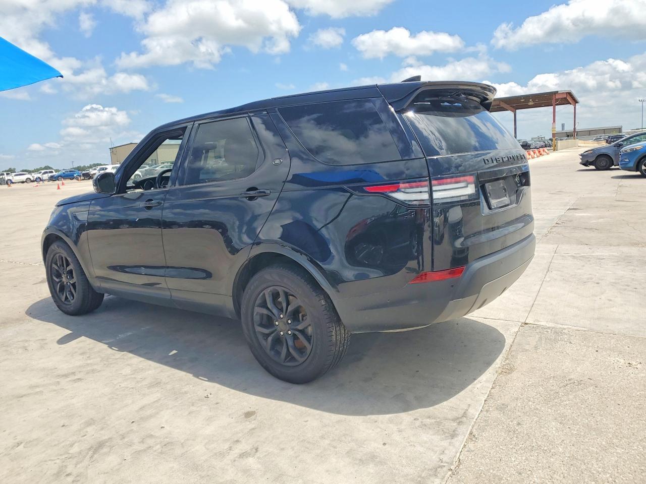 2019 Land Rover Discovery Se - Image 2