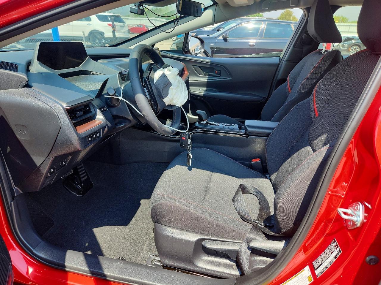 2026 Toyota Prius Plug-In Hybrid Se - Image 7