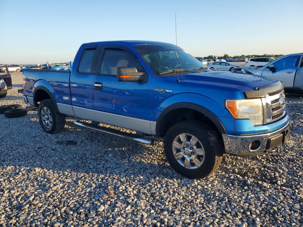 2009 Ford F150 Super Cab - Image 4
