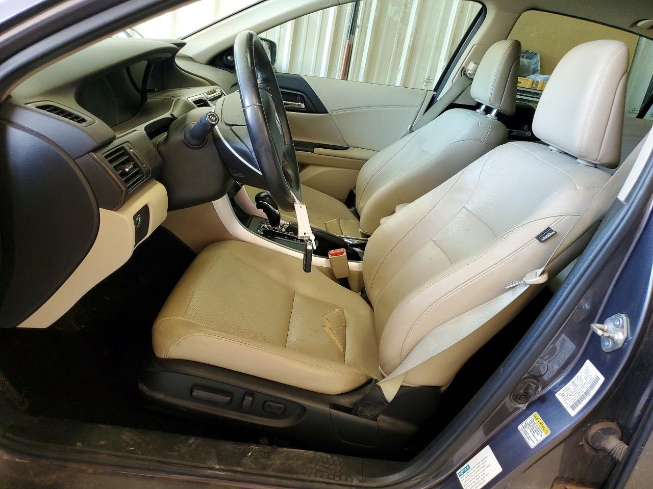2015 Honda Accord Touring Hybrid - Фото 7