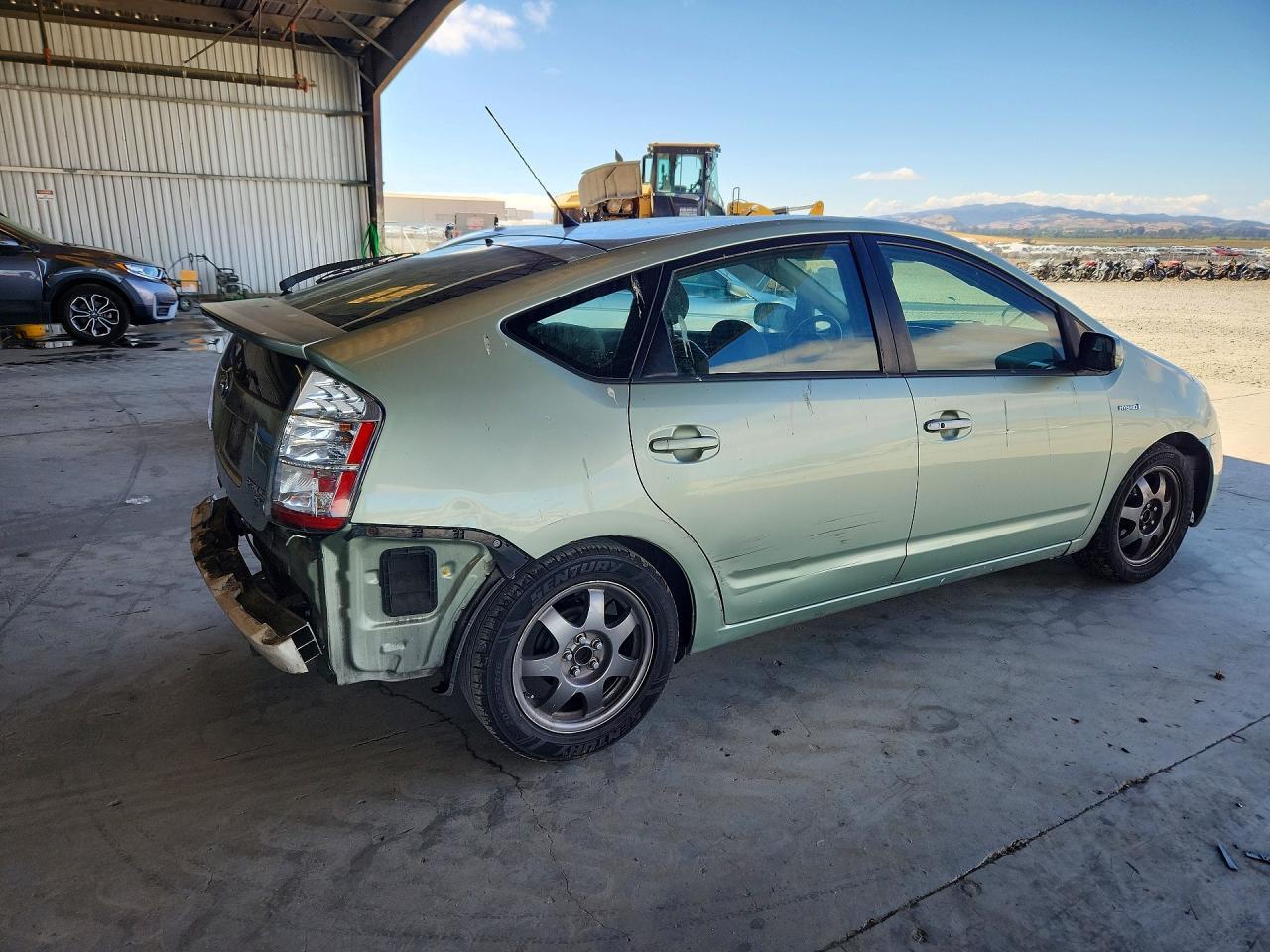 2008 Toyota Prius Touring - Image 3