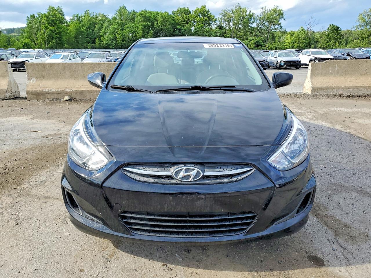 2016 Hyundai Accent Se - Image 5