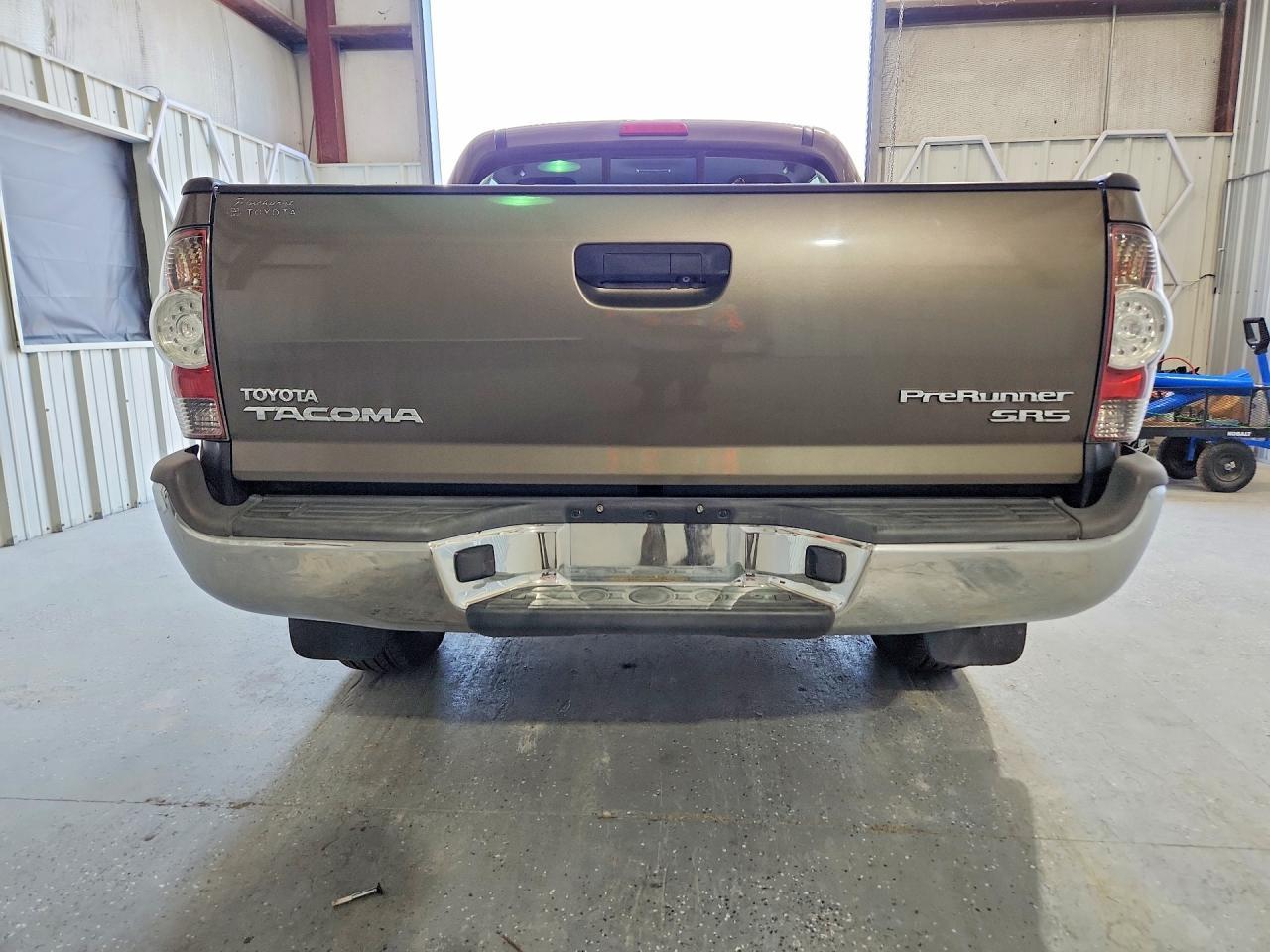 2013 Toyota Tacoma Double Cab - Image 6
