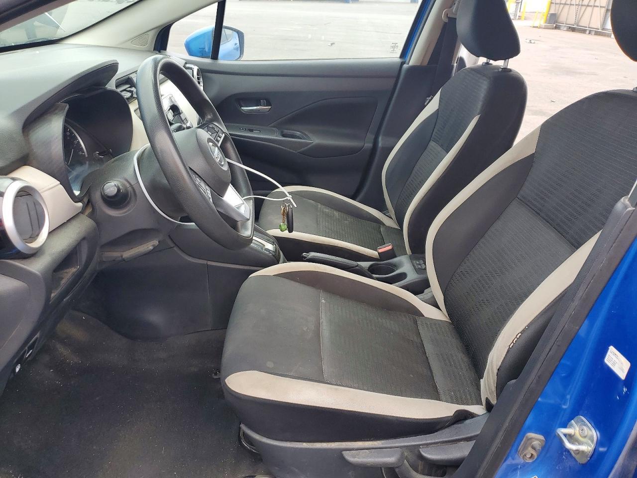 2021 Nissan Versa Sv - Image 7