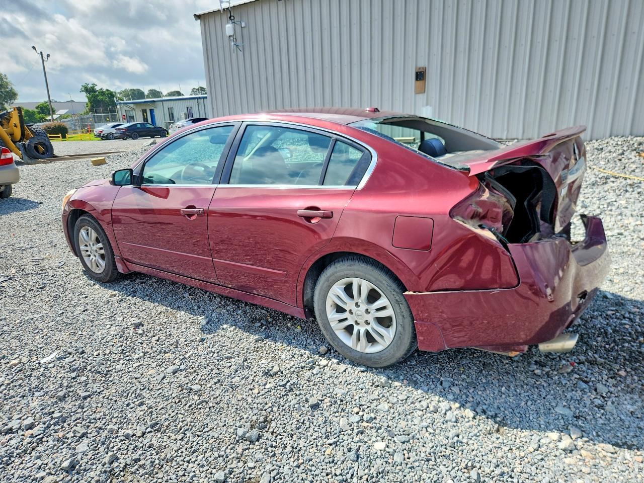2011 Nissan Altima 2.5 - Image 2