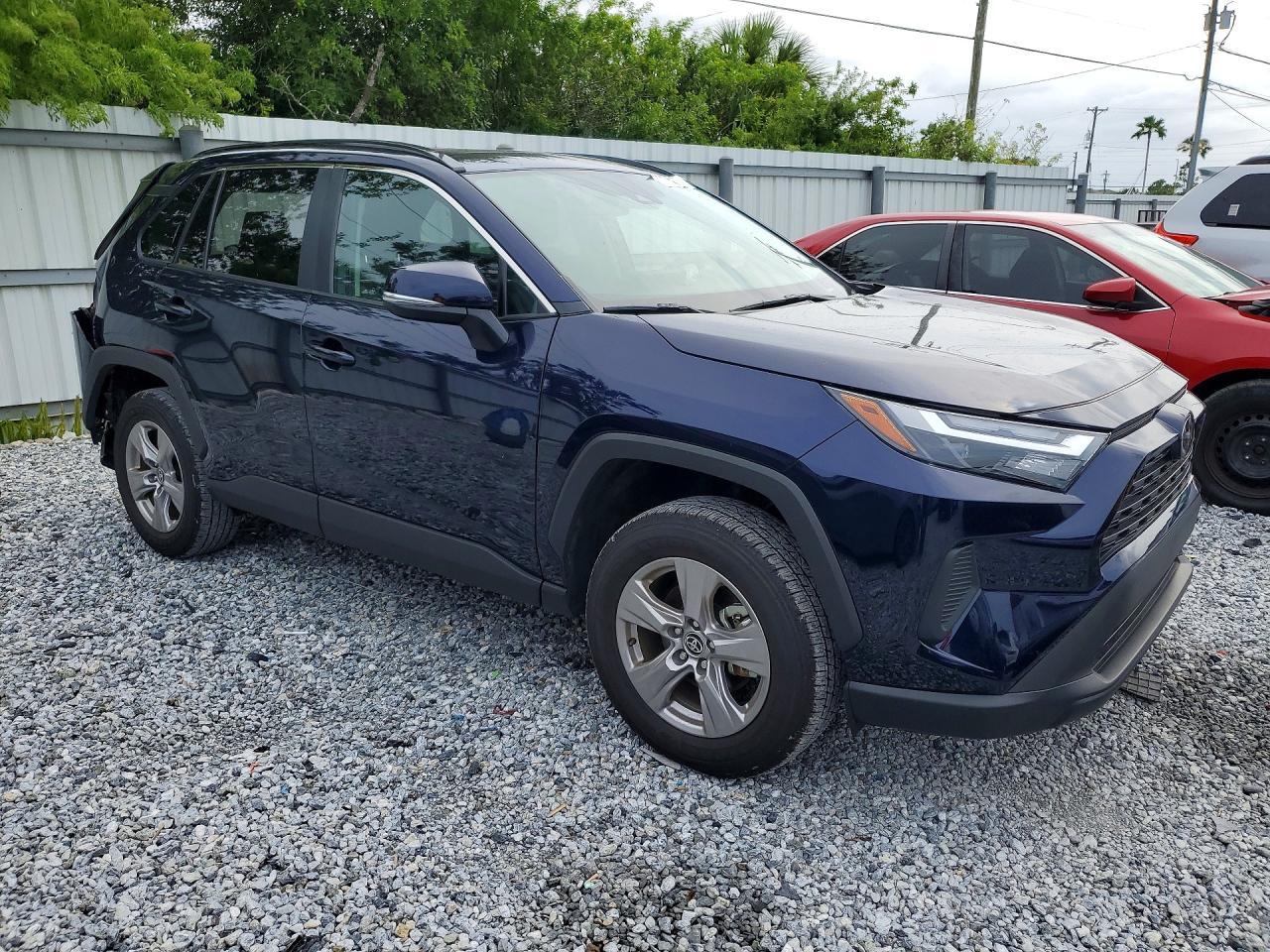 2025 Toyota Rav4 Xle - Image 4