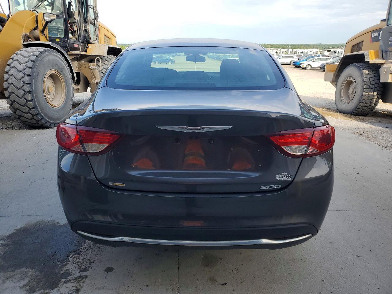 2017 Chrysler 200 Limited - Фото 6