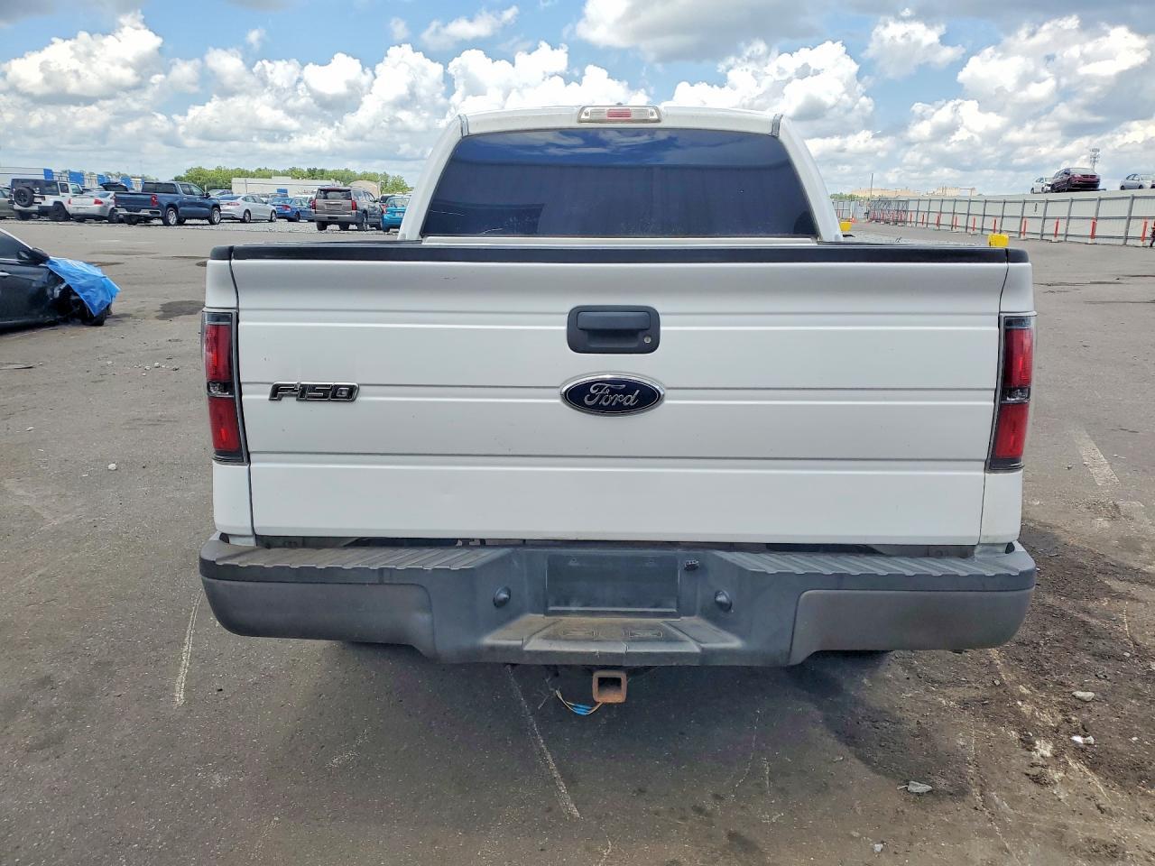 2013 Ford F150 Supercrew - Image 6