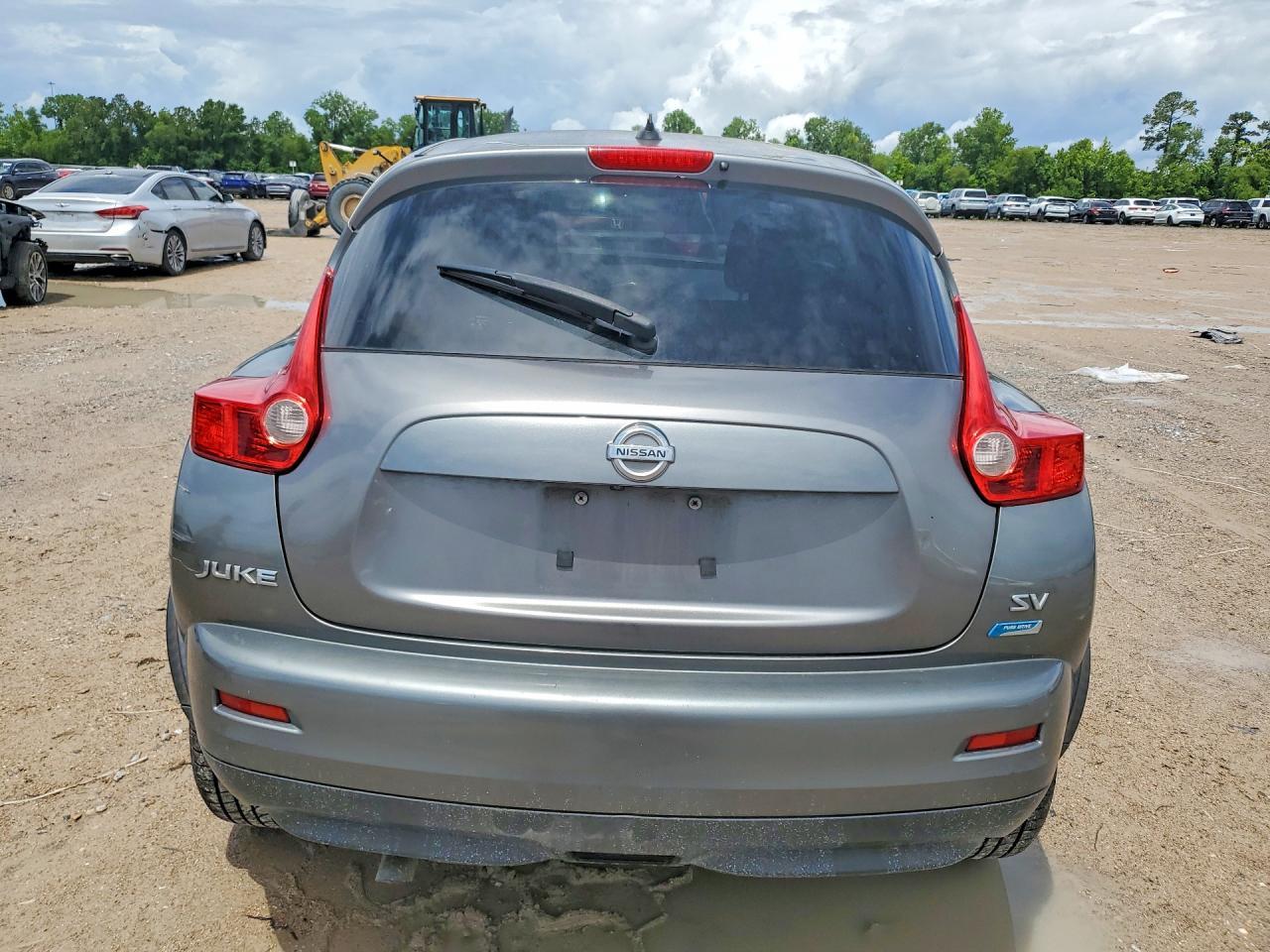 2013 Nissan Juke S - Image 6