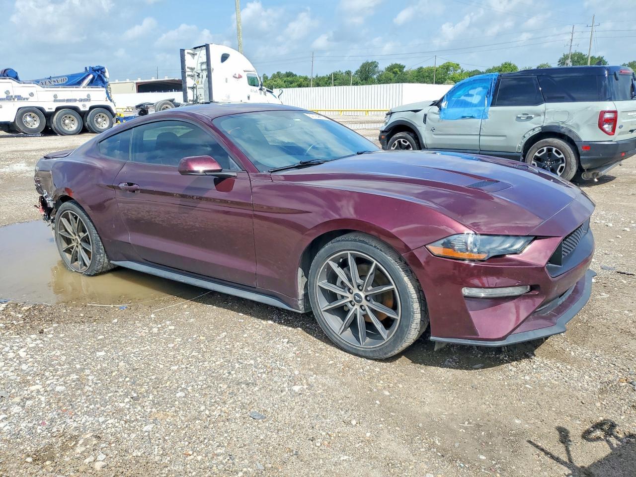 2018 Ford Mustang - Image 4