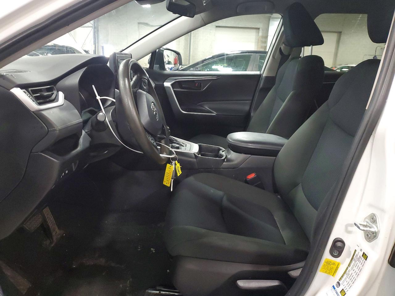 2021 Toyota Rav4 Le - Image 7
