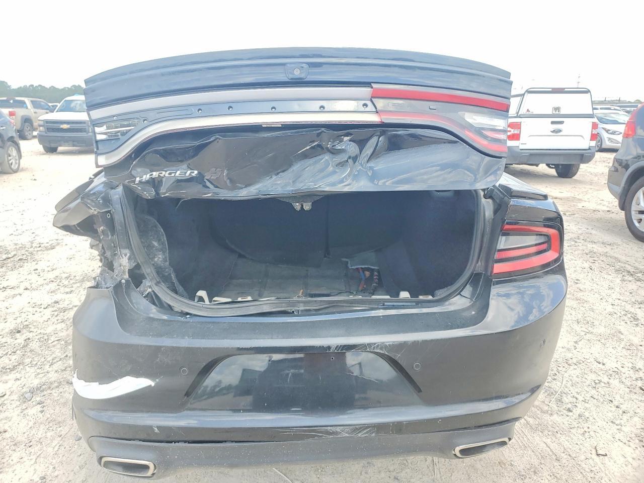 2019 Dodge Charger Sxt - Image 6