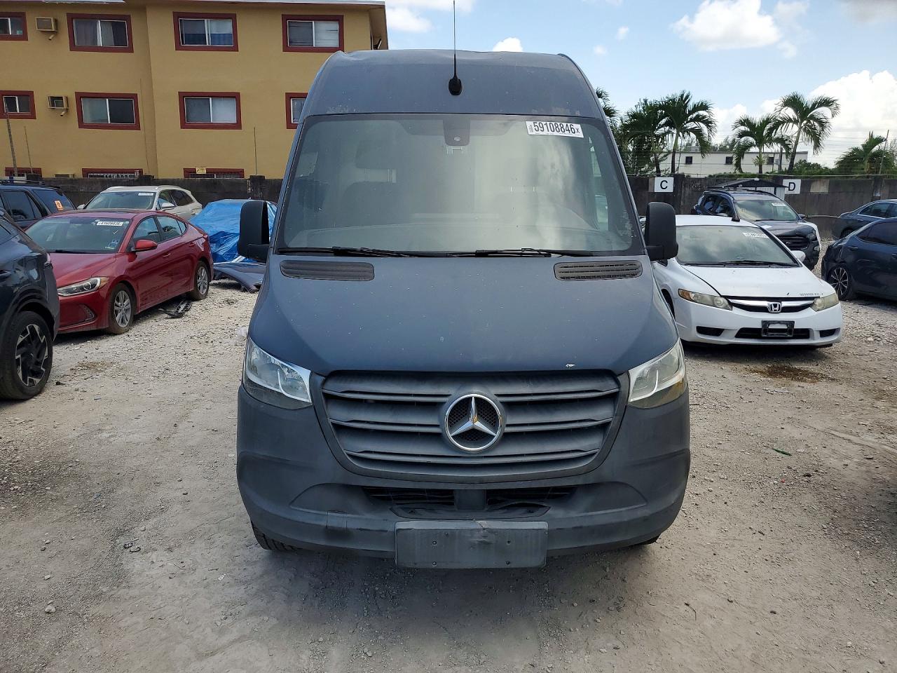 2019 Mercedes-Benz Sprinter 2500/3500 - Image 5