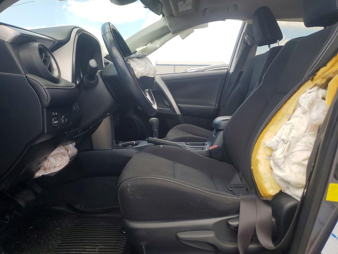 2018 Toyota Rav4 Xle - Image 7