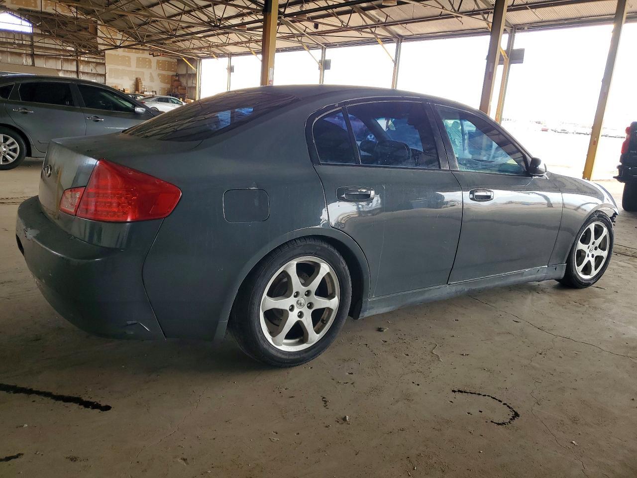 2003 Infiniti G35 Base - Image 3
