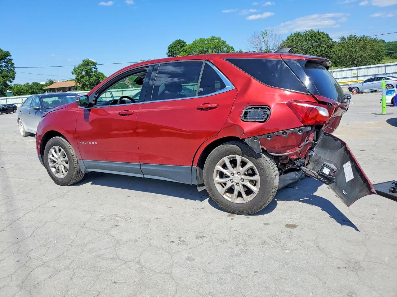 2019 Chevrolet Equinox Lt - Image 2