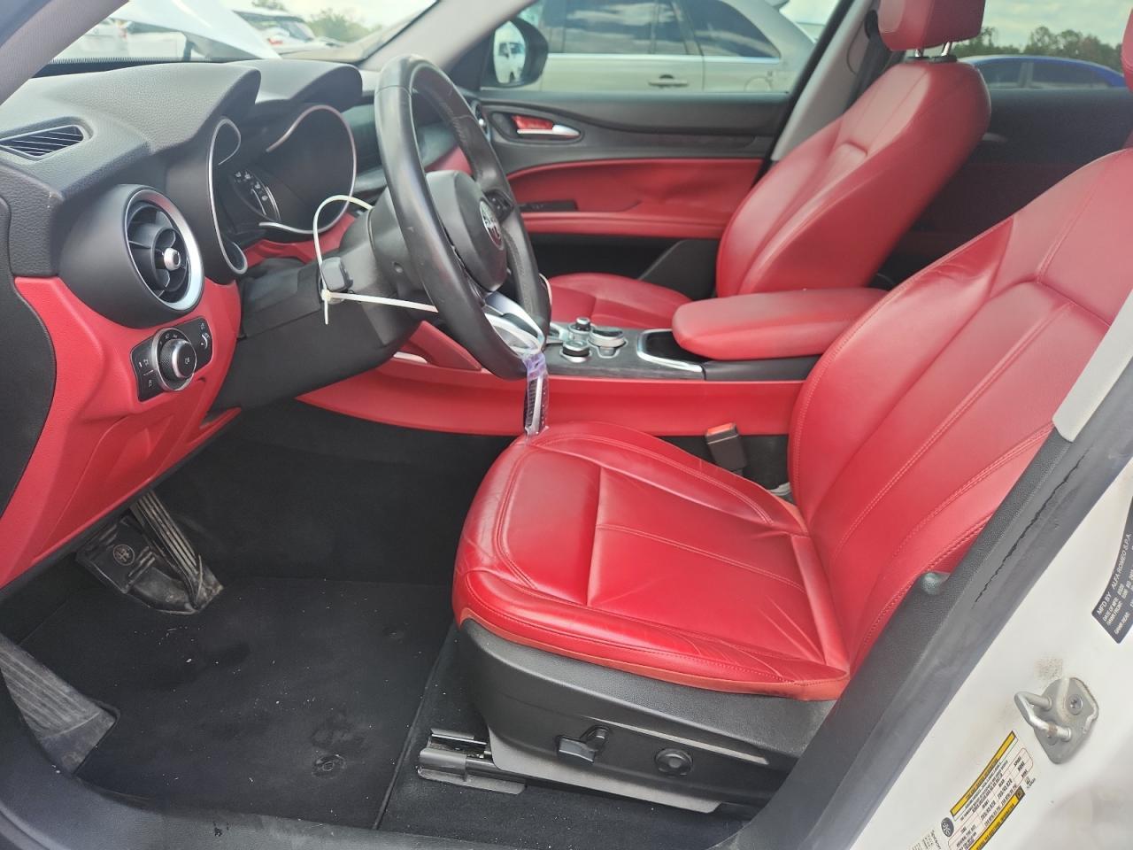 2020 Alfa Romeo Stelvio - Фото 7