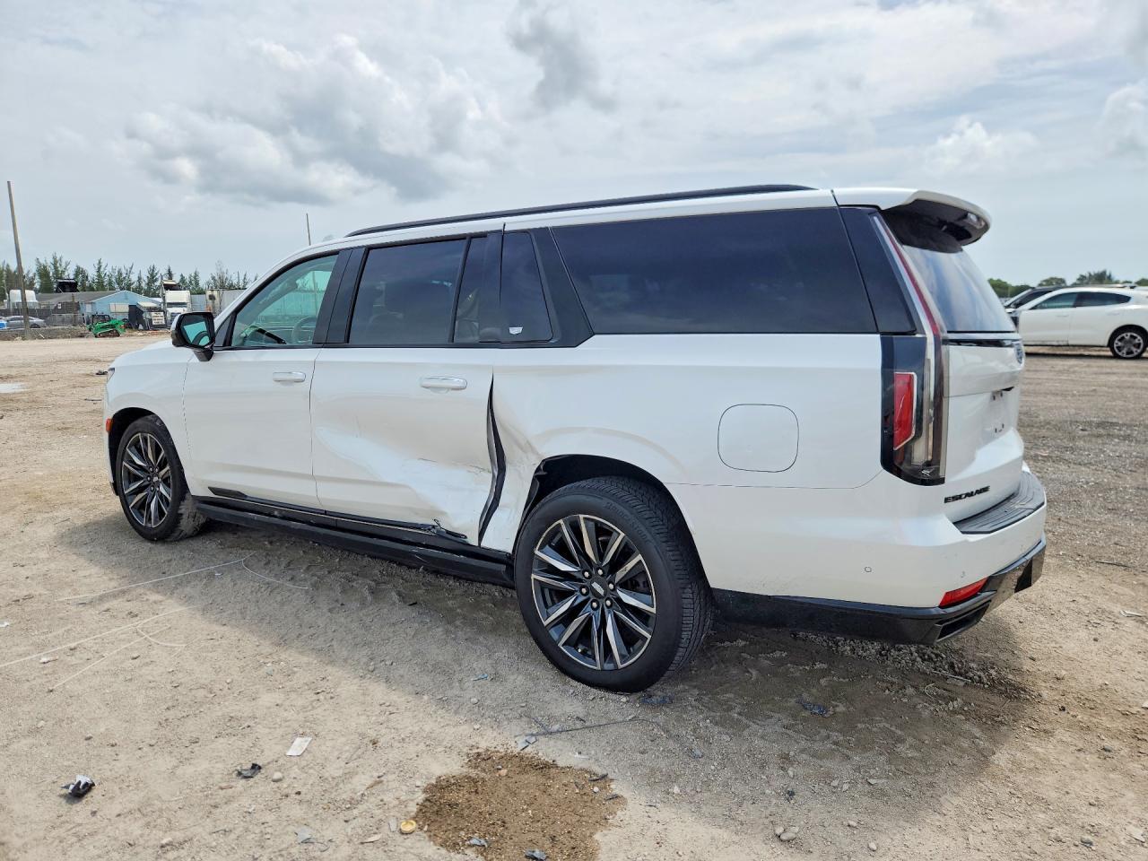 2021 Cadillac Escalade Esv Sport Platinum - Фото 2