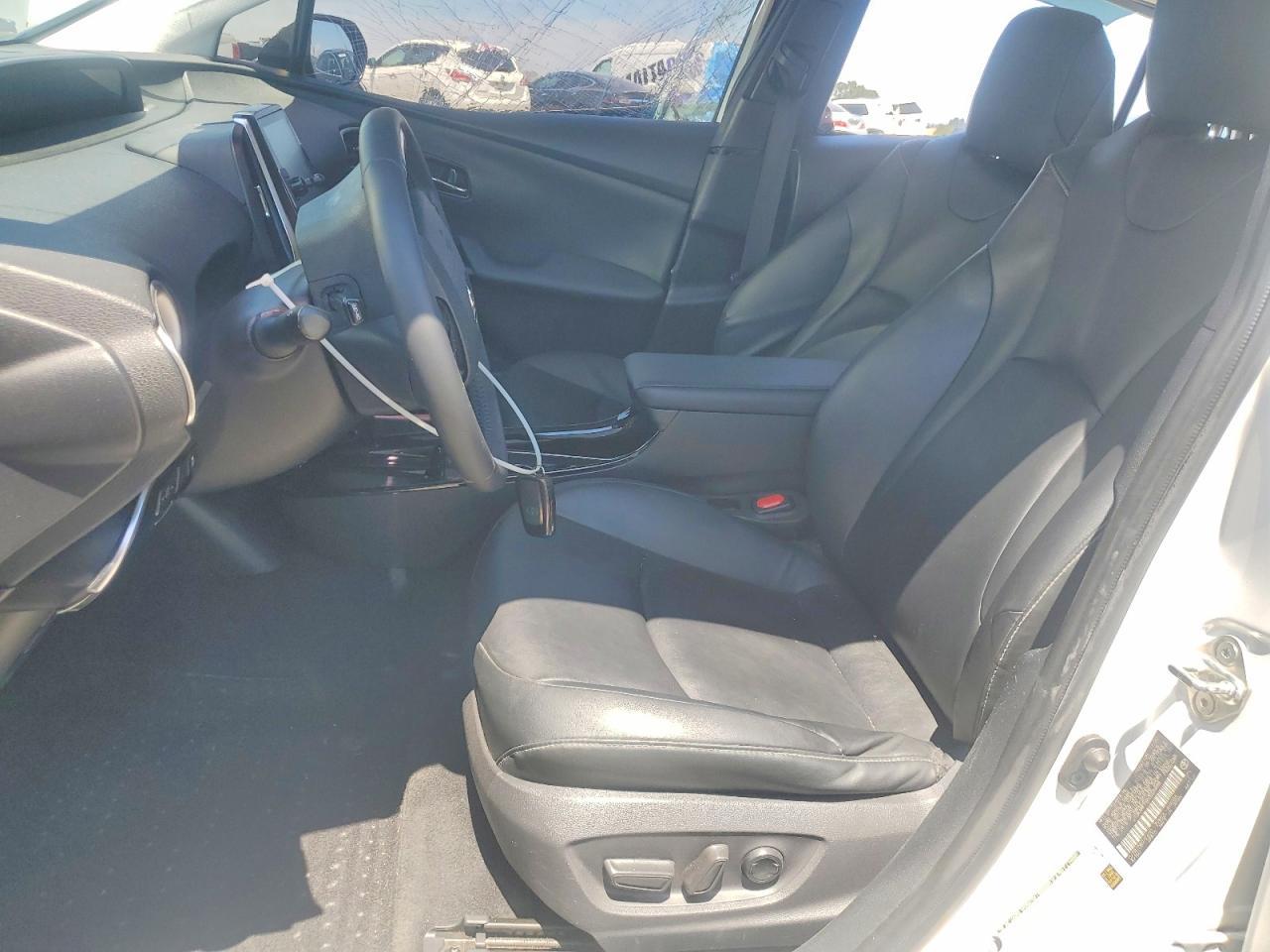 2022 Toyota Prius Prime Xle - Image 7