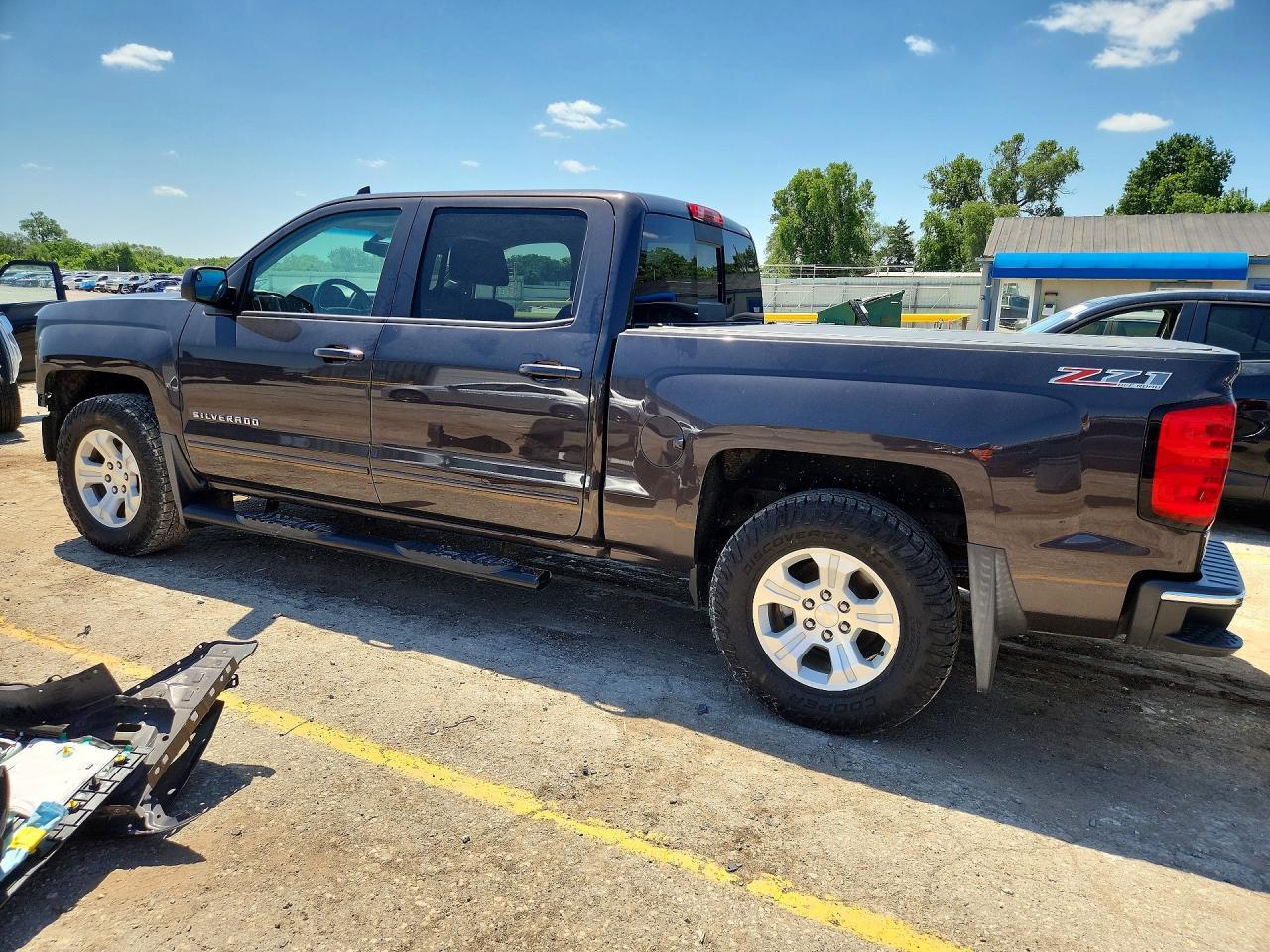 2015 Chevrolet Silverado K1500 Lt - Image 2