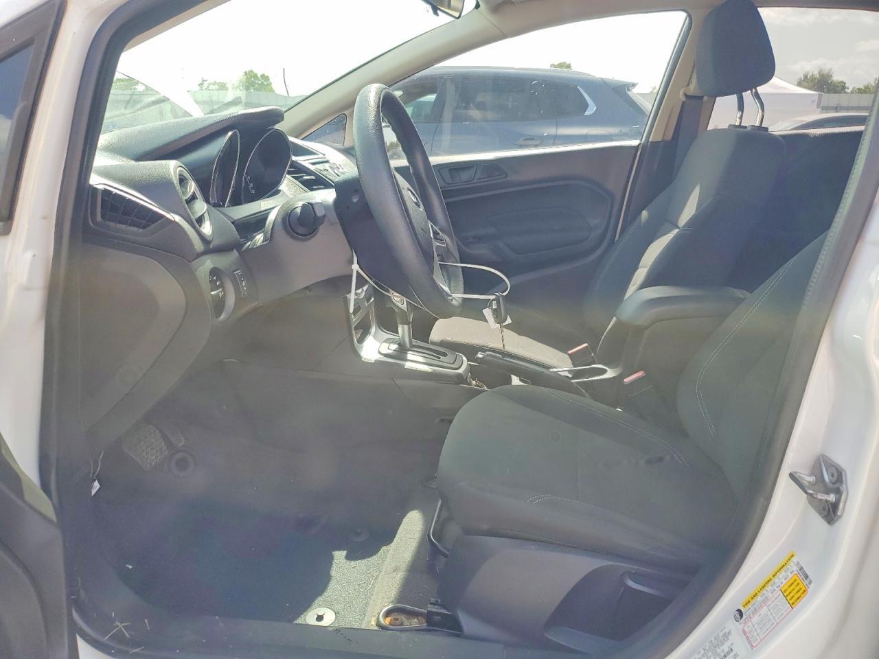 2019 Ford Fiesta Se - Фото 7