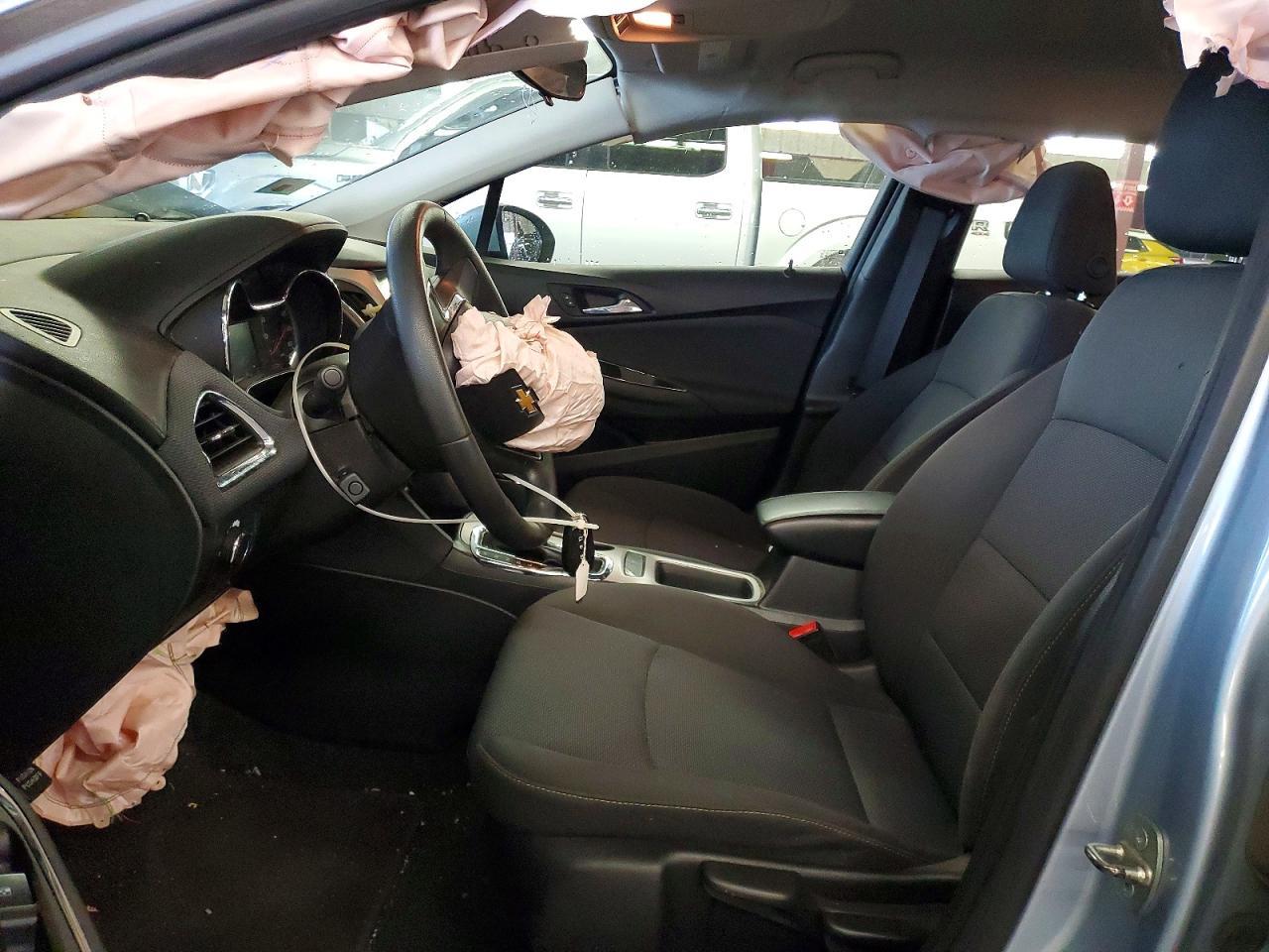 2018 Chevrolet Cruze Ls - Image 7