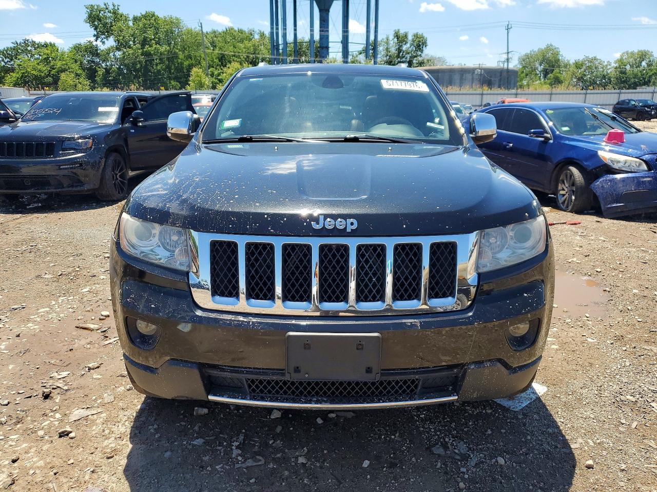 2012 Jeep Grand Cherokee Overland - Image 5