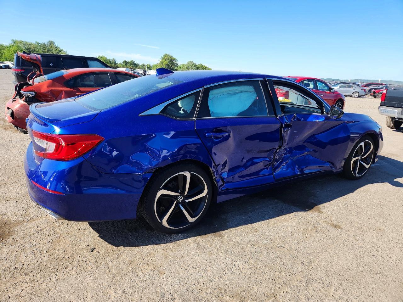 2018 Honda Accord Sport - Image 3