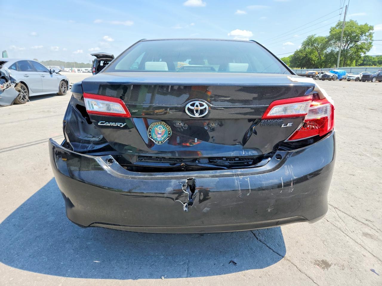 2012 Toyota Camry Le - Image 6
