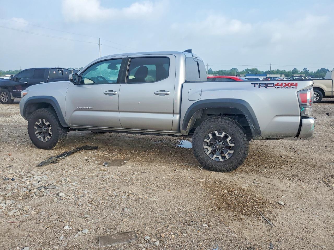 2021 Toyota Tacoma Trd Off-Road - Image 2