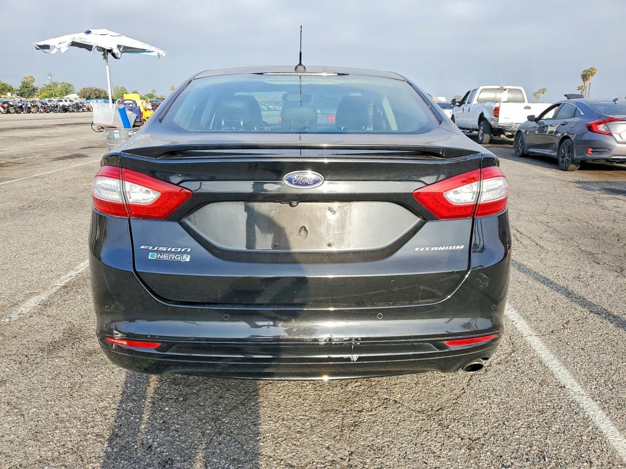 2014 Ford Fusion Titanium Phev - Image 6