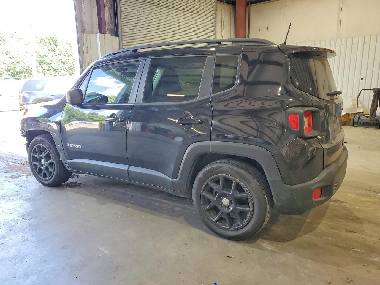 2020 Jeep Renegade Sport - Фото 2