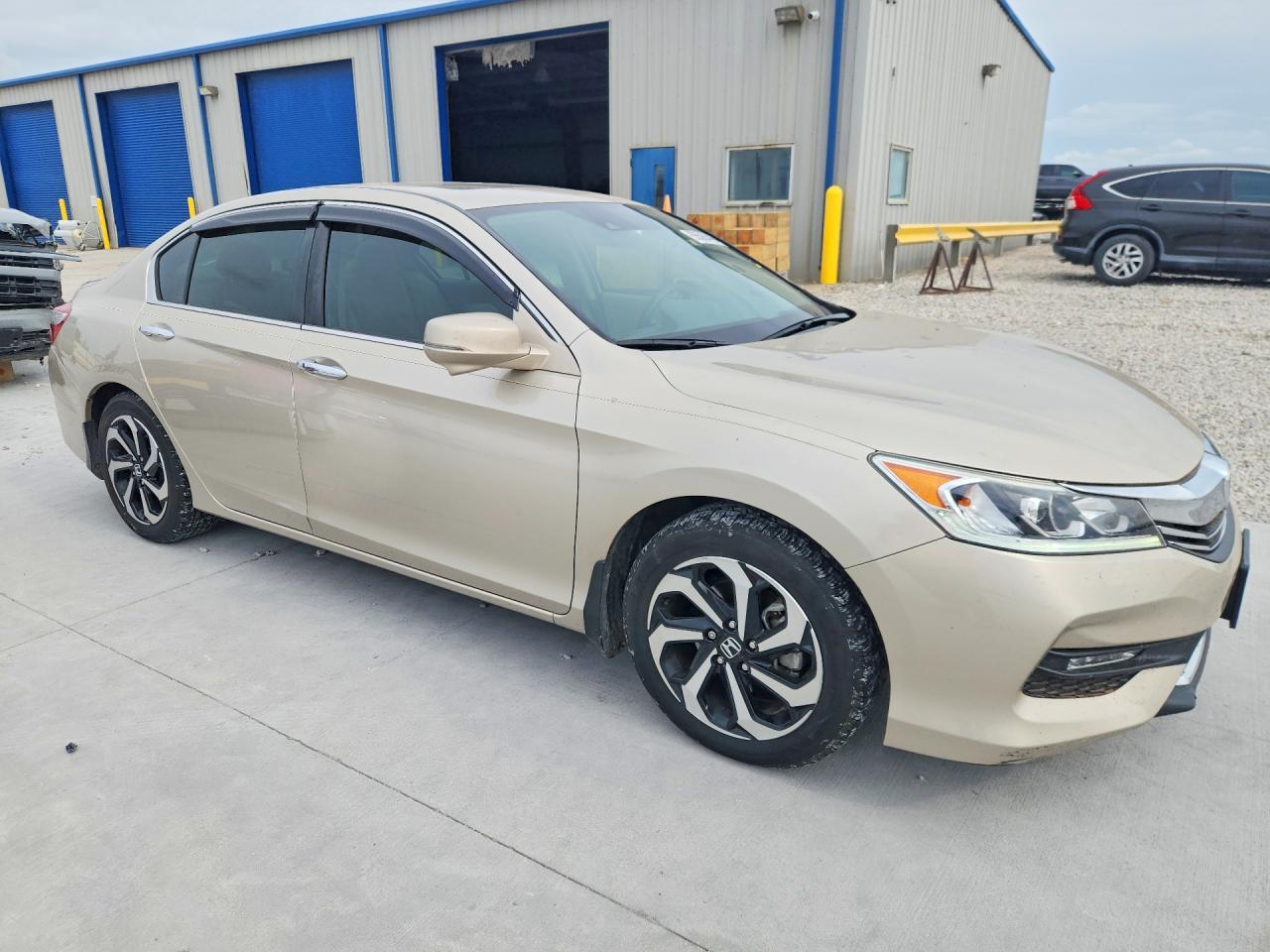 2016 Honda Accord Ex - Image 4
