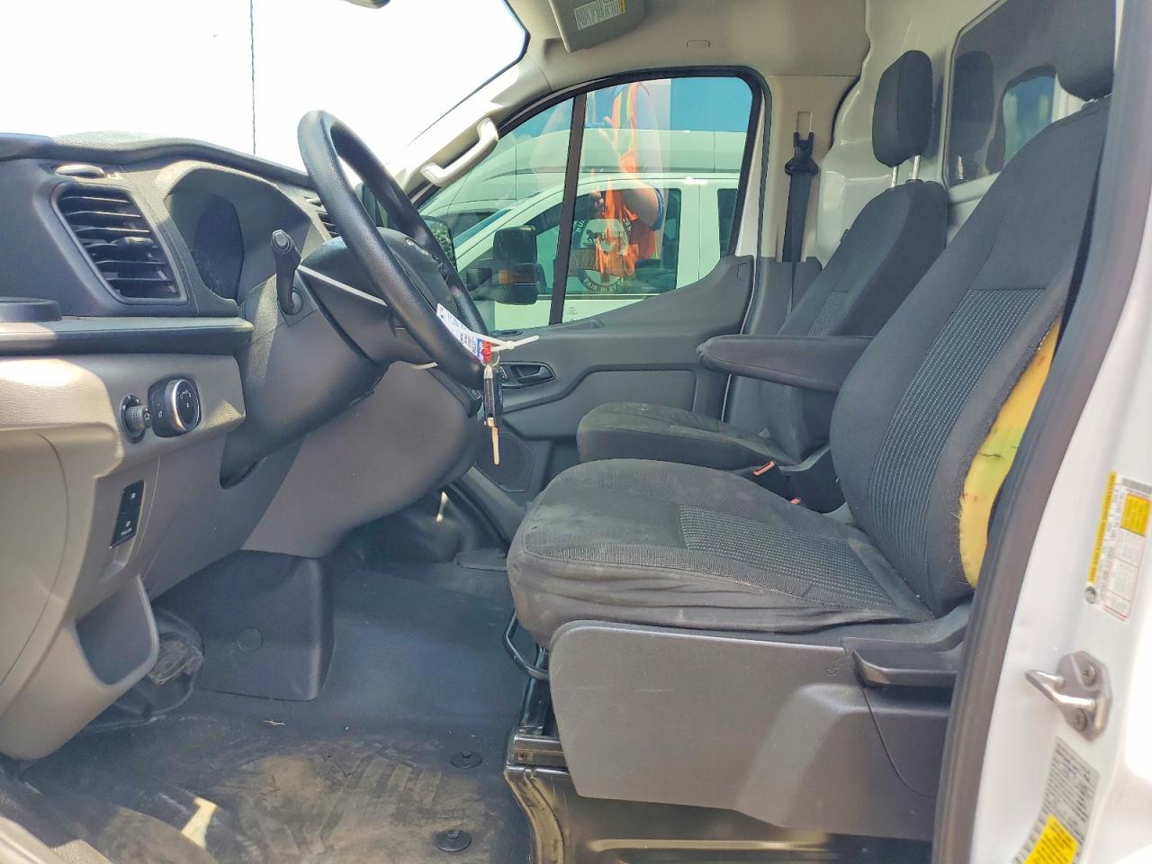 2023 Ford Transit T-250 - Фото 7