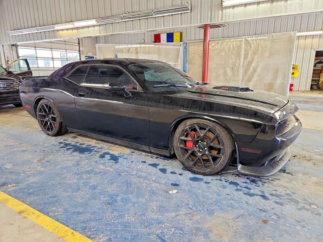 2015 Dodge Challenger R - Фото 4