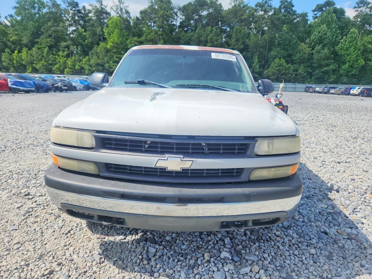2001 Chevrolet Suburban C1500 - Image 5