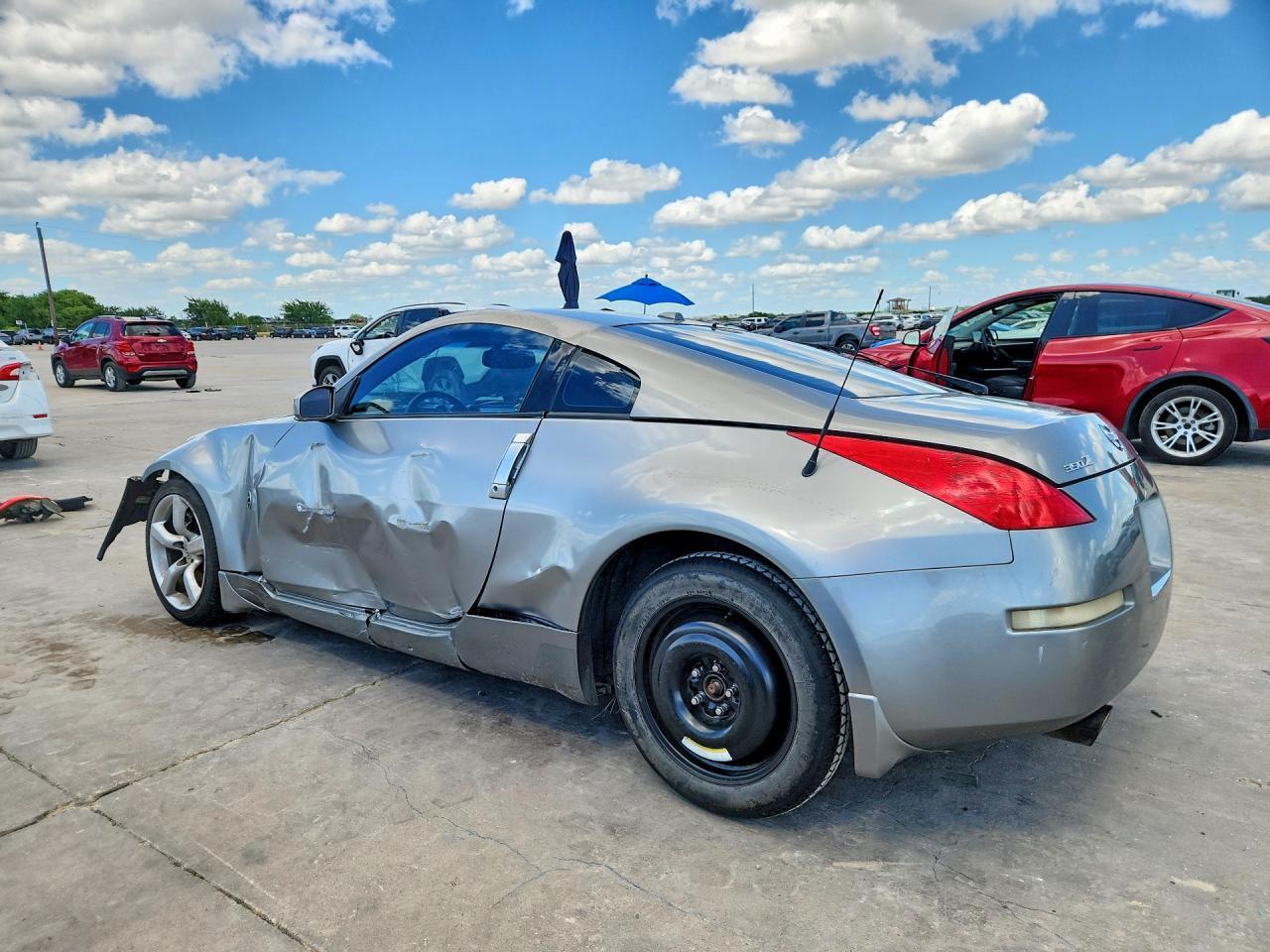 2006 Nissan 350Z Coupe - Фото 2