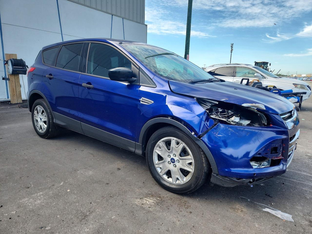 2014 Ford Escape S - Image 4