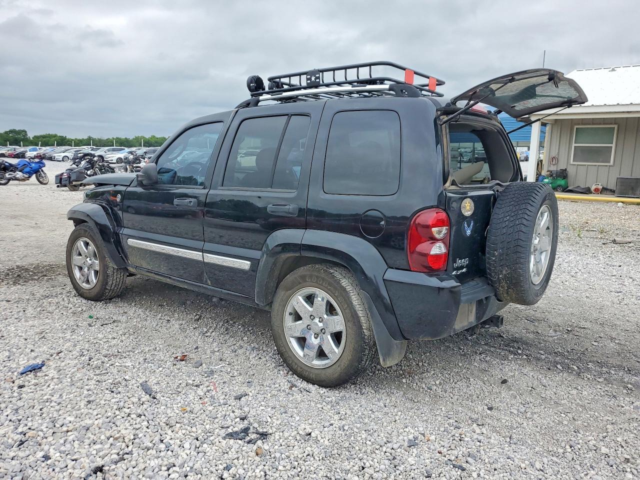 2007 Jeep Liberty - Фото 2