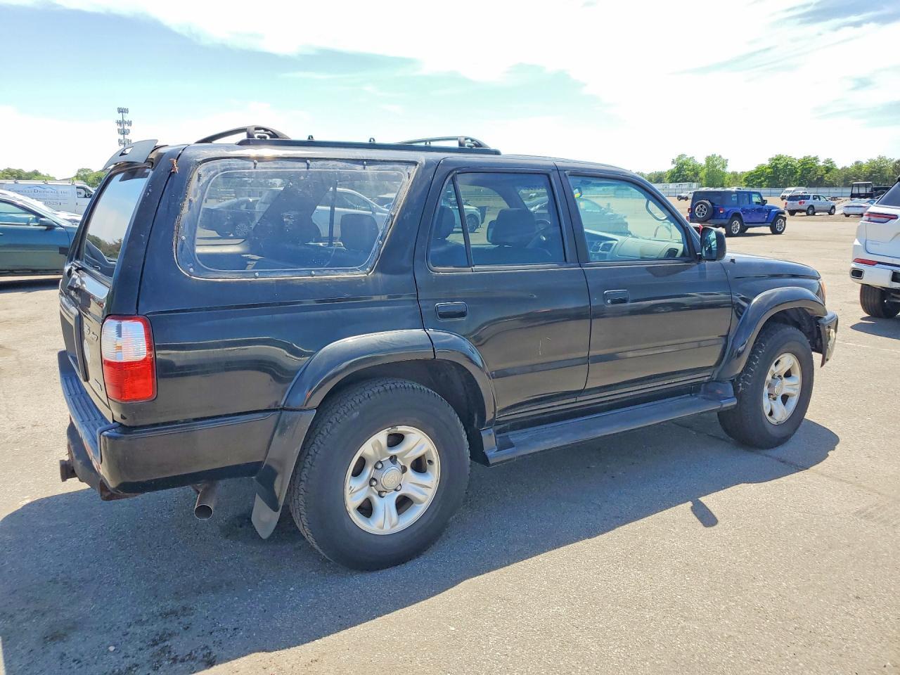2001 Toyota 4Runner Sr5 - Image 3