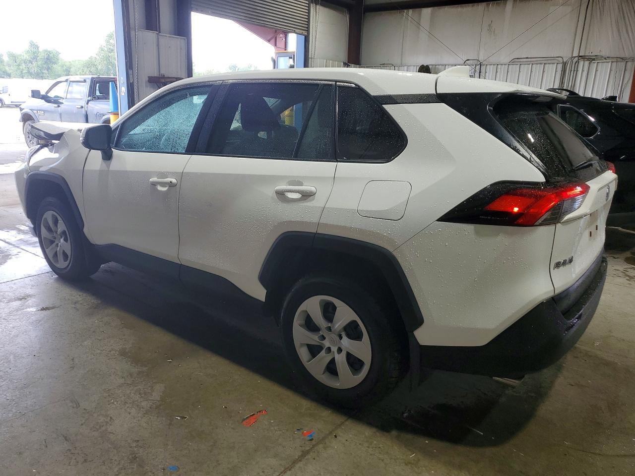 2024 Toyota Rav4 Le - Image 2