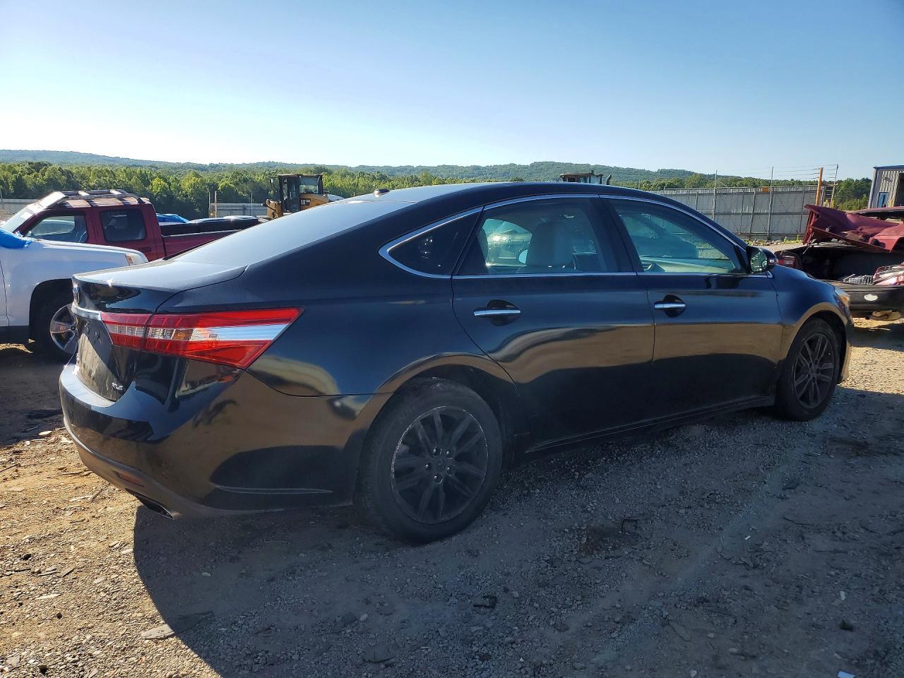 2015 Toyota Avalon Xle - Фото 3