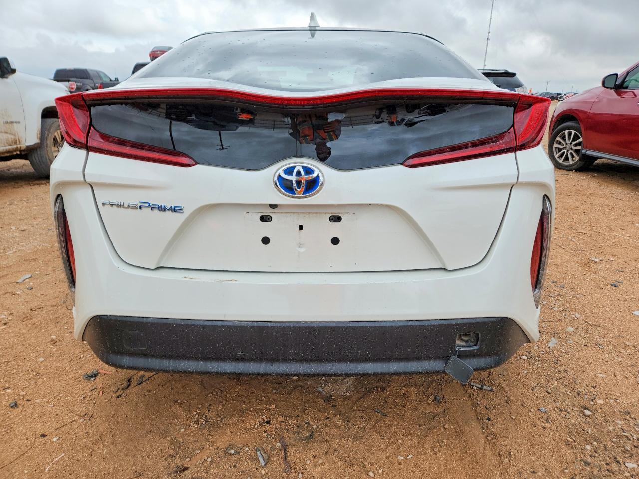 2019 Toyota Prius Prime Plus - Фото 6