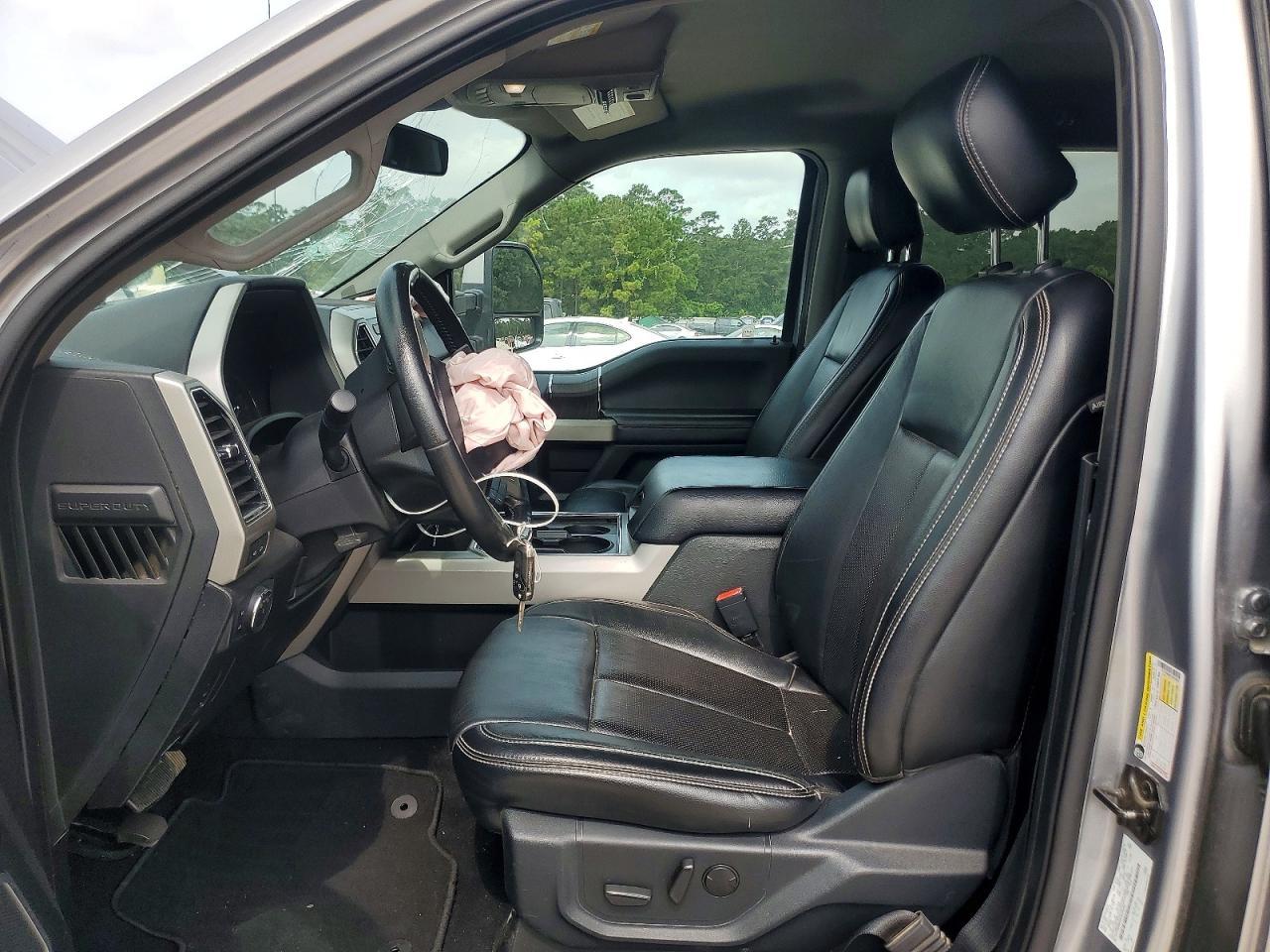 2020 Ford F250 Super Duty - Фото 7