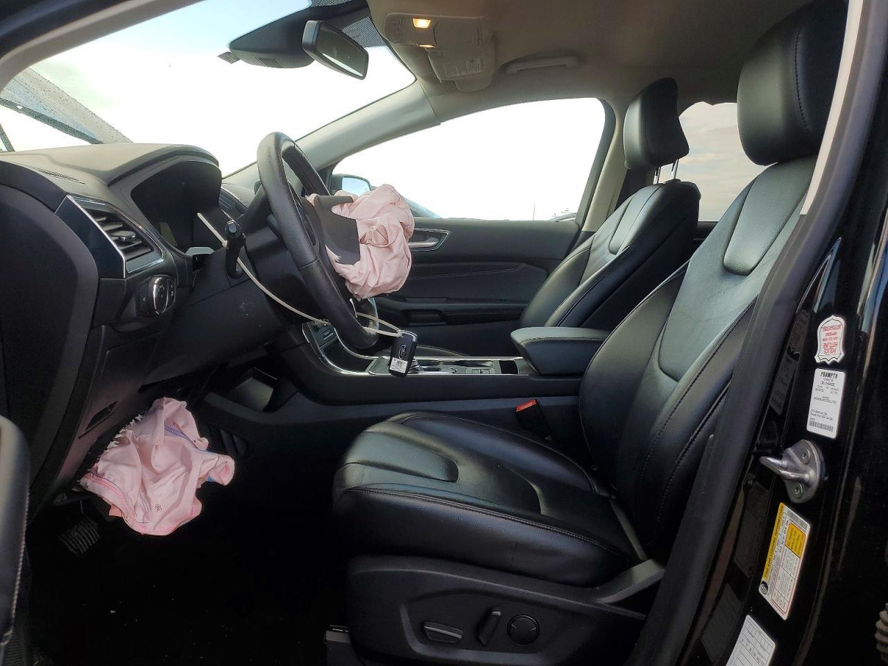 2022 Ford Edge Titanium - Фото 7